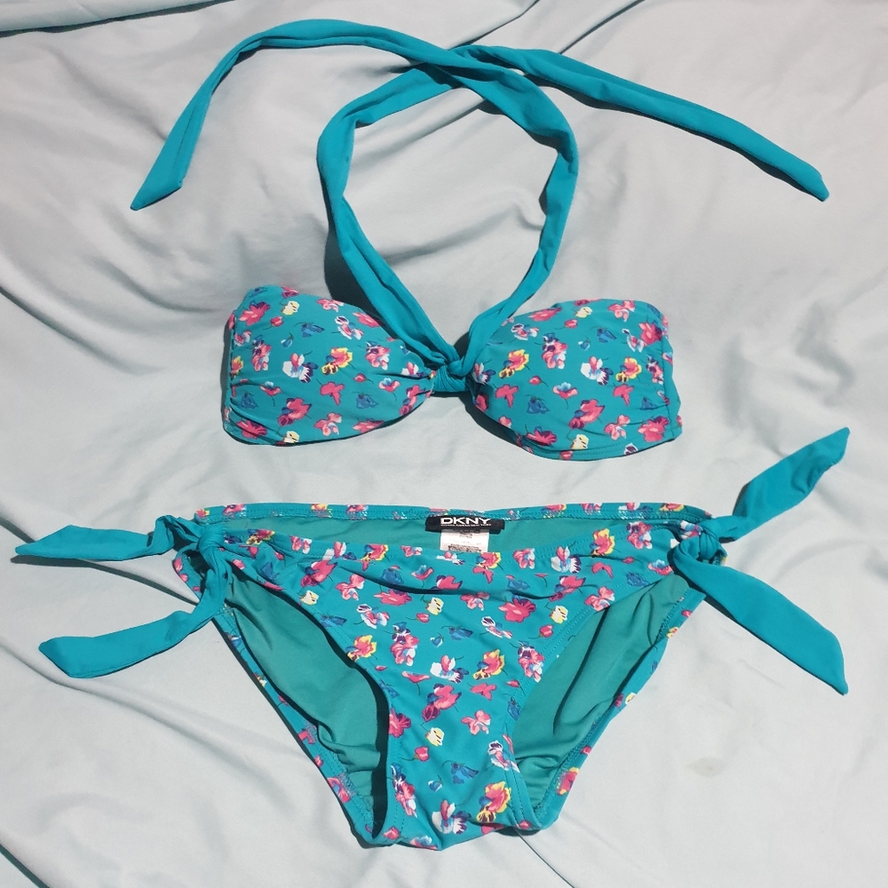 DKNY 2 piece Bikini♡♡♡